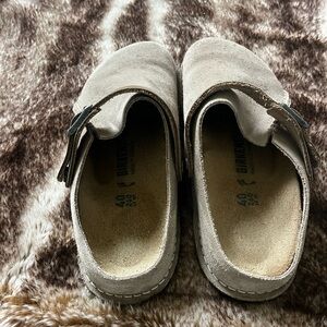 Birkenstock Women's Tan Suede Slippers